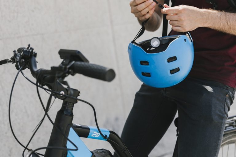 Bicicletas elétricas crescem no Brasil, mas poucos ciclistas têm seguro